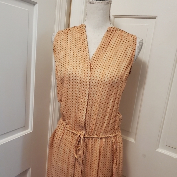 VINCE Coral Mix Printed Georgette Maxi Dress Size XS, Silk, Button/Tie Front - Picture 3 of 12